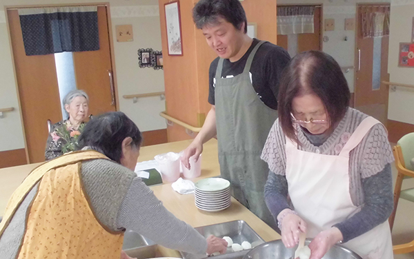料理　おはぎ作り