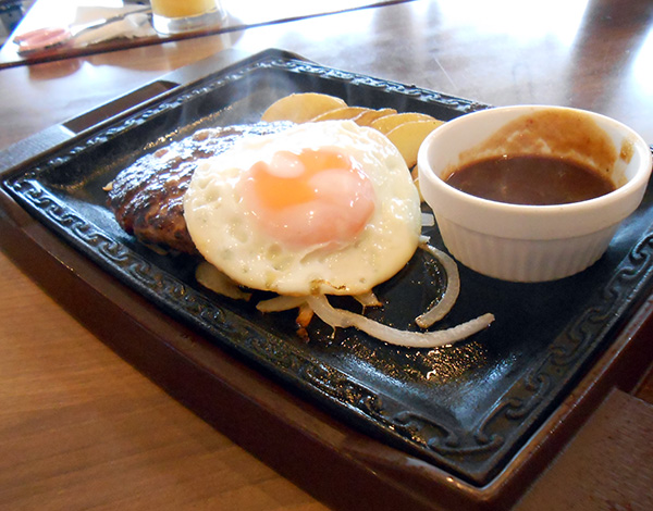 外食　ステーキガスト