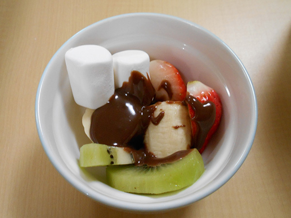 チョコレートフォンデュをしました。
