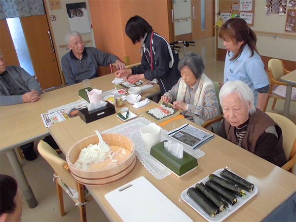太巻きと豚汁作り♪