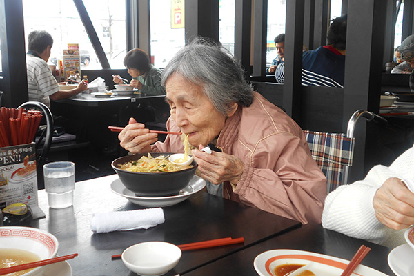 ラーメンを食べに行きました。