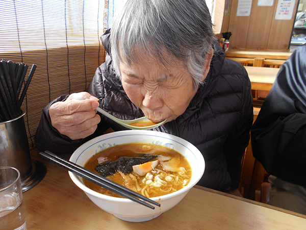 ラーメンを食べに行きました！