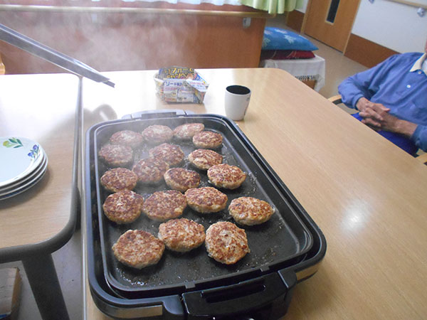ハンバーガーを作ろう♪