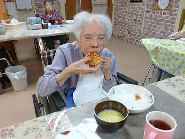 ♪デリバリーピザ♪
