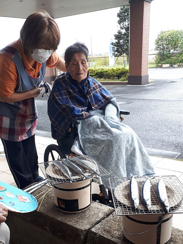 七輪で秋刀魚を焼こう♪