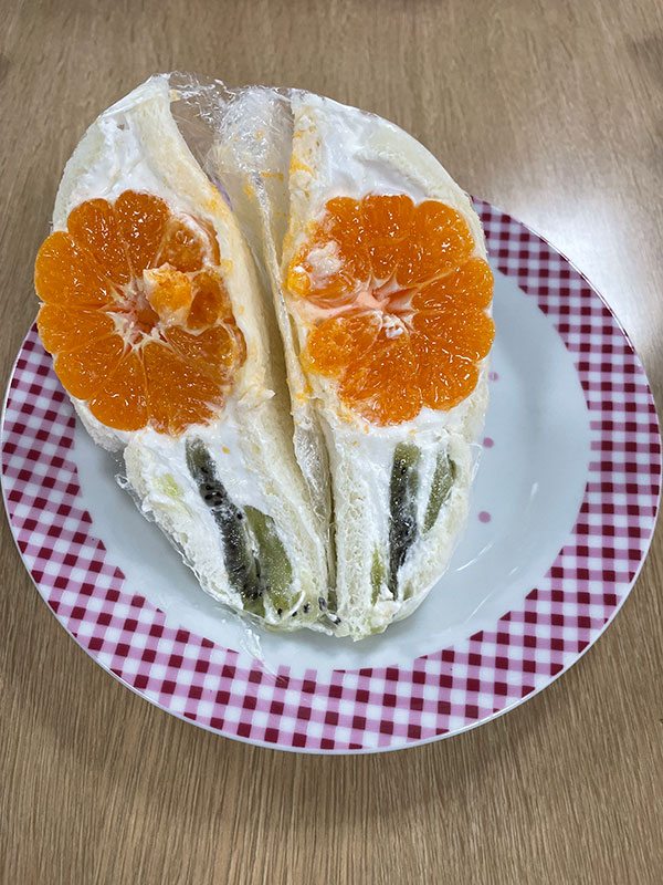 フルーツサンド作り