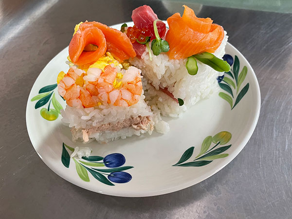 「お花寿司ケーキ」作り