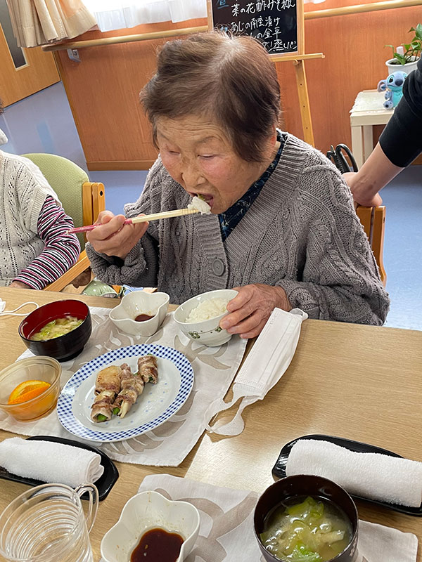 「スナップエンドウ＆竹の子肉巻き」作り