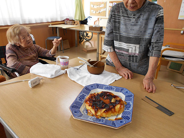 リンゴケーキ作り♪