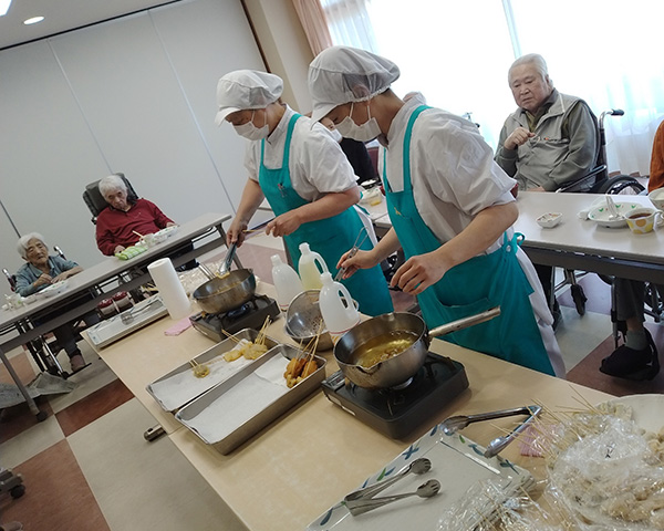 串揚げ食べ放題