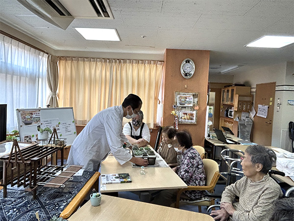 趣味レク「多肉植物講座」