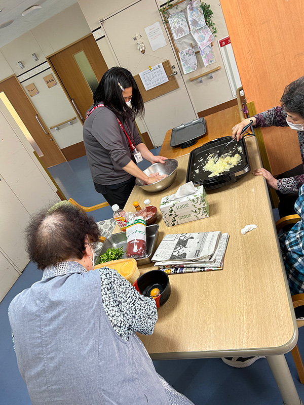 「大人様ランチ」作り