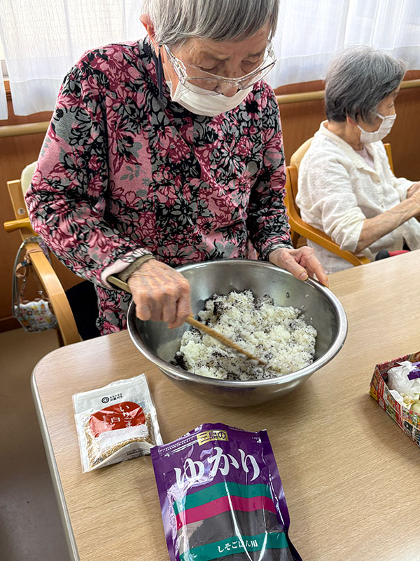 お稲荷さん・さつま芋汁セット